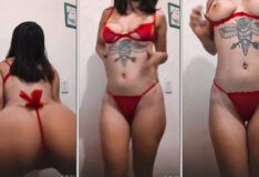 Paola Maldonado rebolando com sua calcinha enfiada enquanto dança