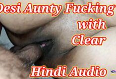 Desi aunty hard fuck hindi