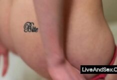 Pornokai masturbate live