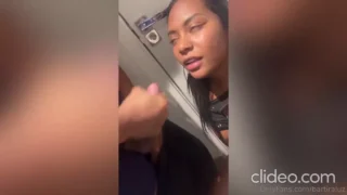 Bartira Luz gravando um vídeo caseiro fudendo gostoso oral e levando uma ejaculação no rosto